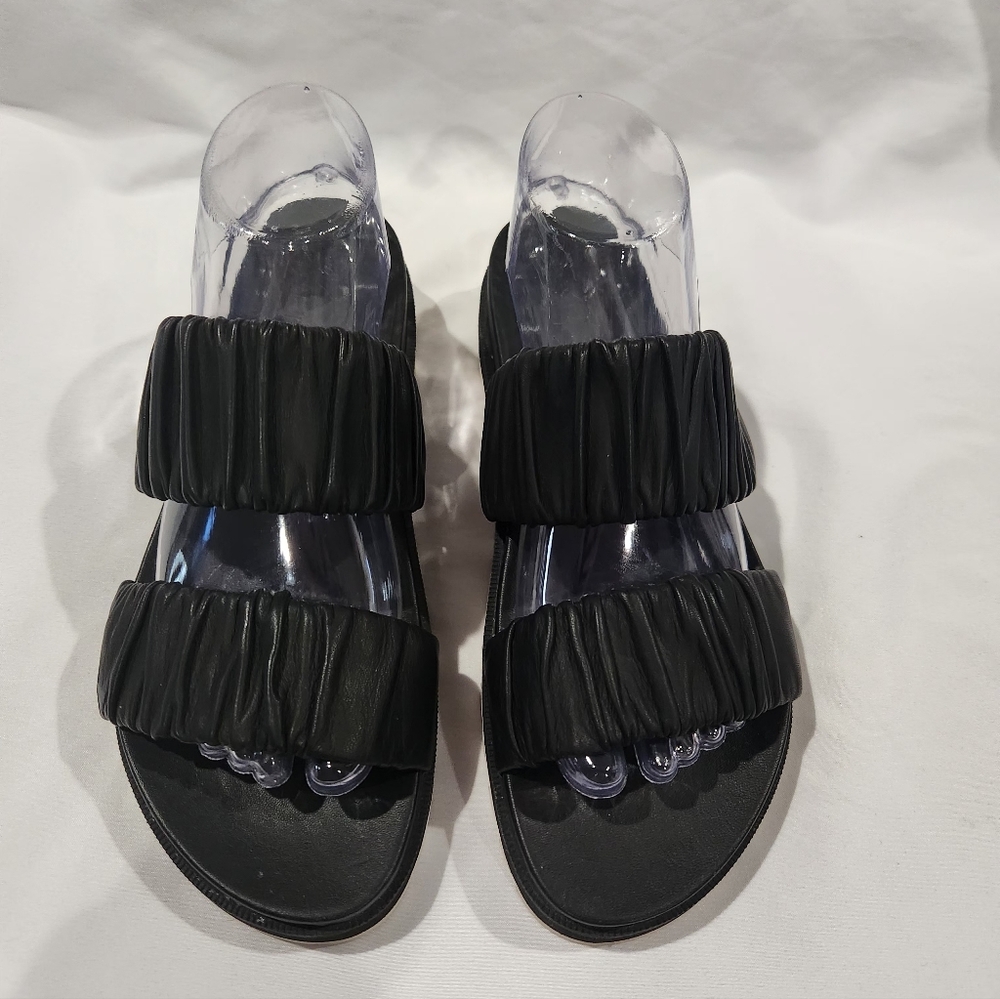 Sorel Roaming Two Strap Slide Black Ruched Slide Sandals. Size 9 - Picture 3 of 12